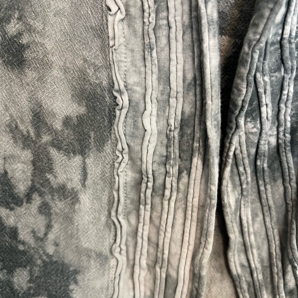 Oh My Gauze! Gray Tie-Dye Open Front Kimono - Picture 5 of 8